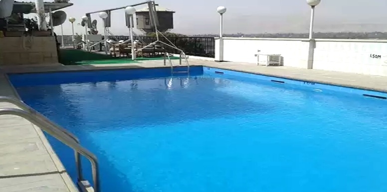 فندق سان جوزيف  - حمام السباحة