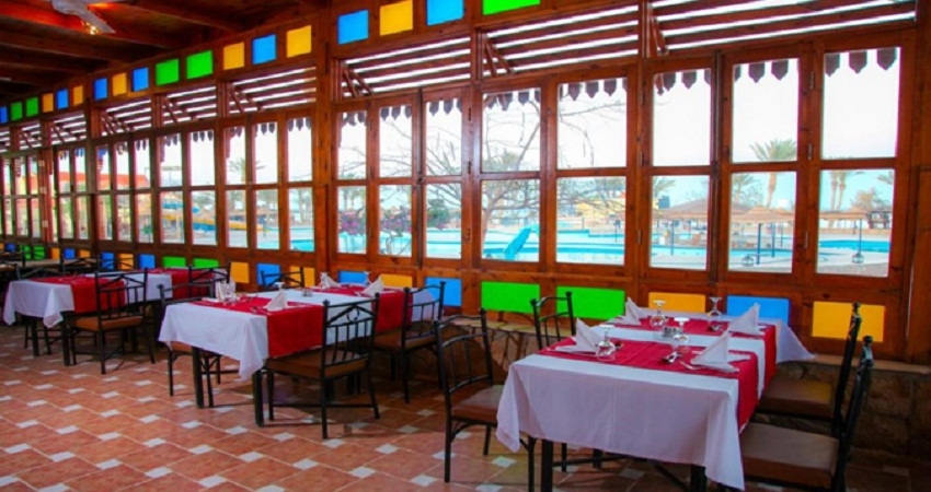 فندق ابو نواس مرسي علم - المطعم