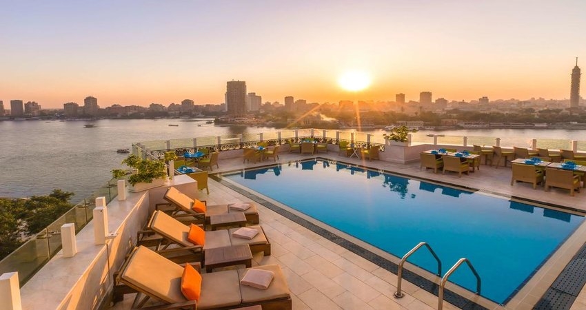 فندق كمبنسكي النيل القاهرة - حمام السباحة