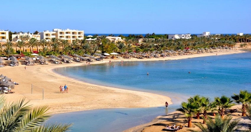 فندق بريكا باي_الشاطئ