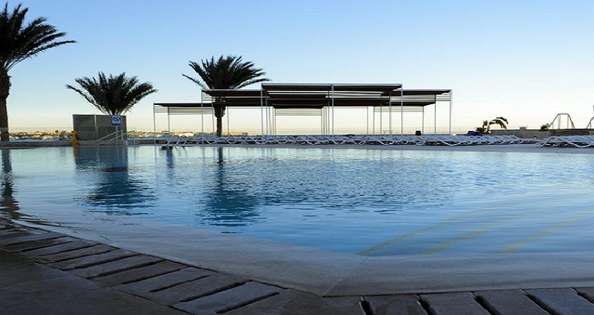 فندق صن رايز هوليدايز الغردقة - حمام السباحة