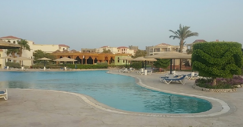 فندق رويال فارو مكادي الغردقة - حمام السباحة