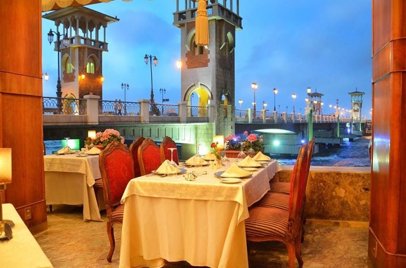 فندق سان جيوفانى ستانلى الاسكندرية - المطعم 
