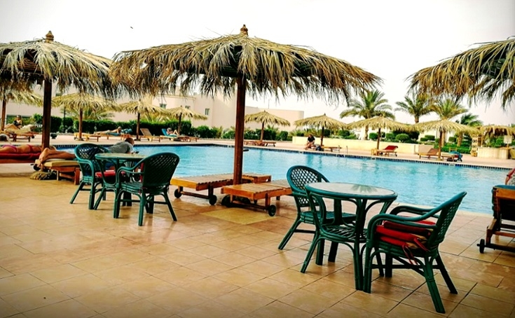 فندق  لونج بيتش الغردقة - حمام السباحة