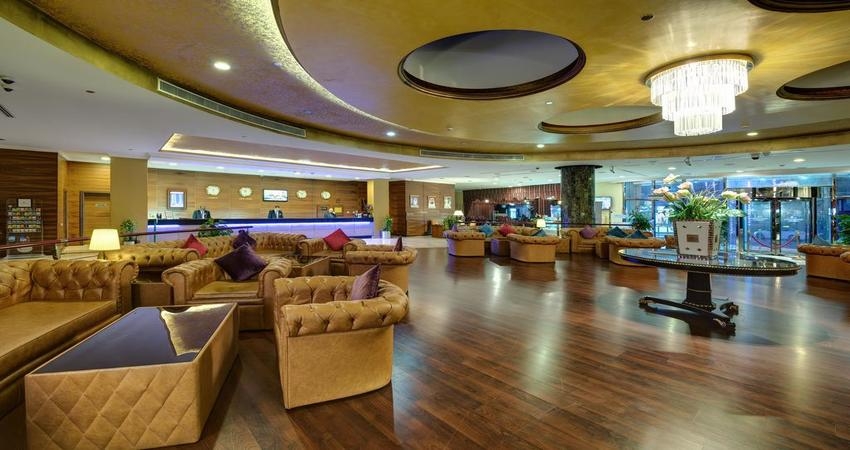فندق كاسيلز البرشاء دبي - ريسبشن الفندق
