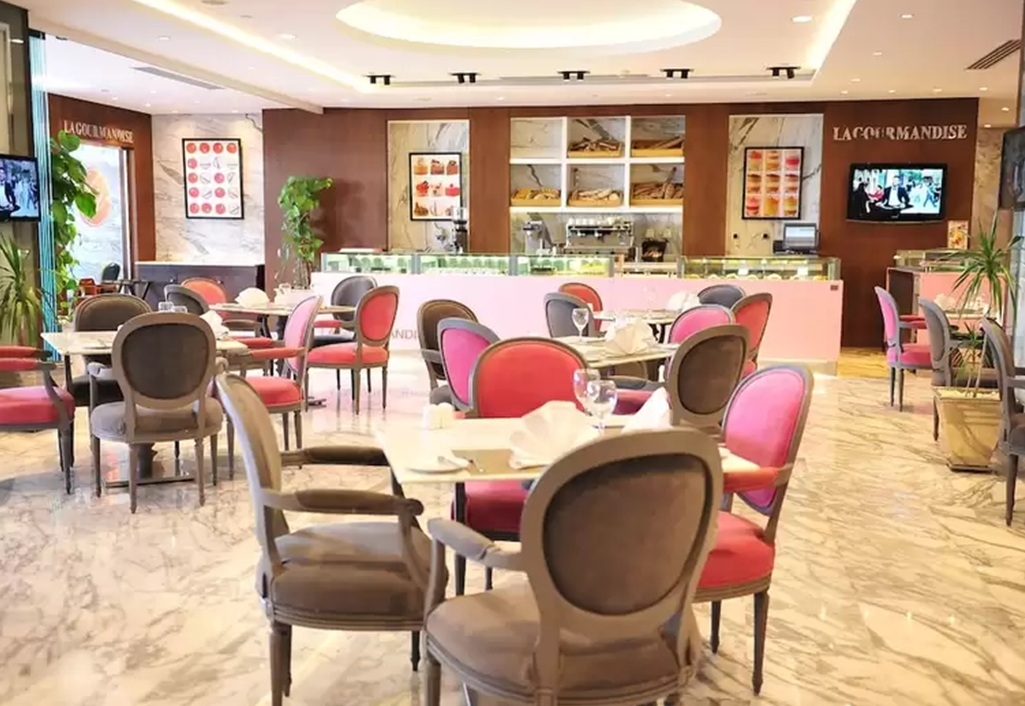 فندق هيلتون الإسكندرية كورنيش - المطعم